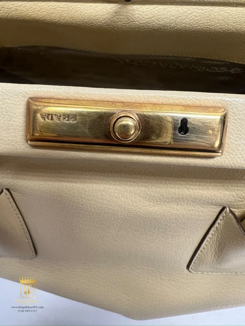 Prada Saffiano vintage Boston/ doctors bag - Picture 14 of 16